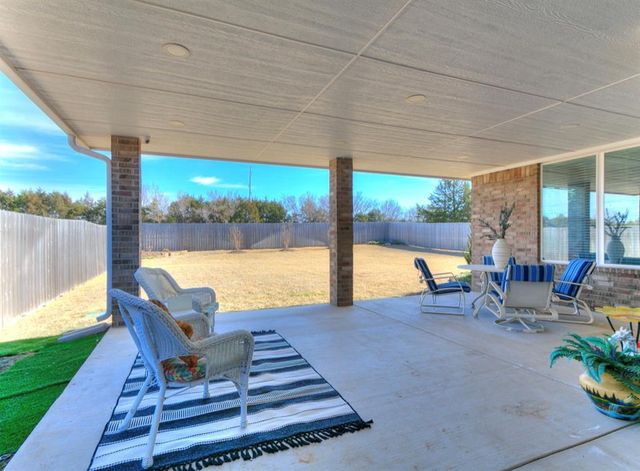4525 Red Bird Road, Shawnee, OK 74804
