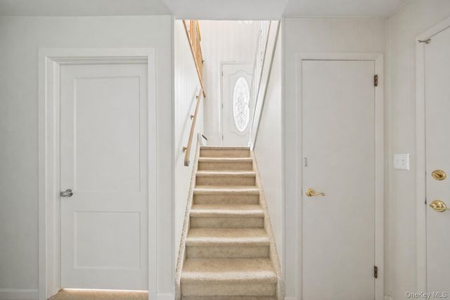 75 Freedman Avenue, Nanuet, NY 10954