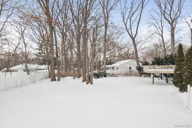 75 Freedman Avenue, Nanuet, NY 10954