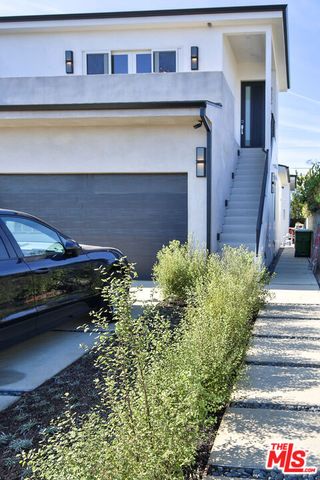 8505 Belford Avenue, Los Angeles, CA 90045