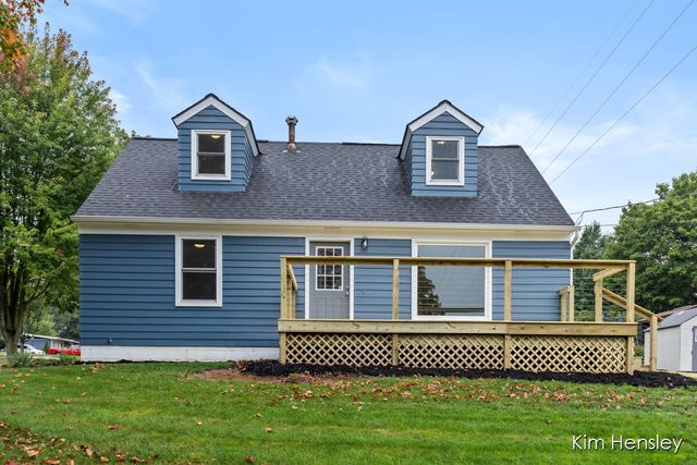 273 Summit Avenue, Rockford, MI 49341