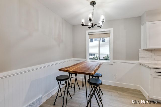 273 Summit Avenue, Rockford, MI 49341