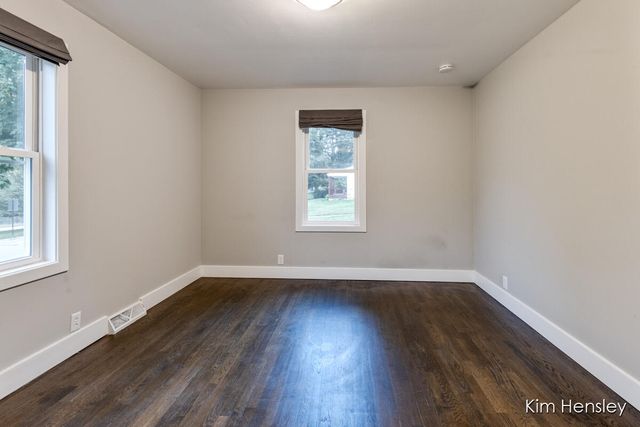 273 Summit Avenue, Rockford, MI 49341