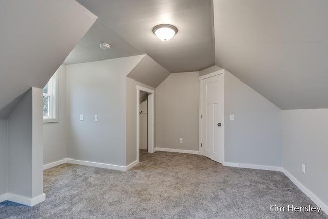 273 Summit Avenue, Rockford, MI 49341