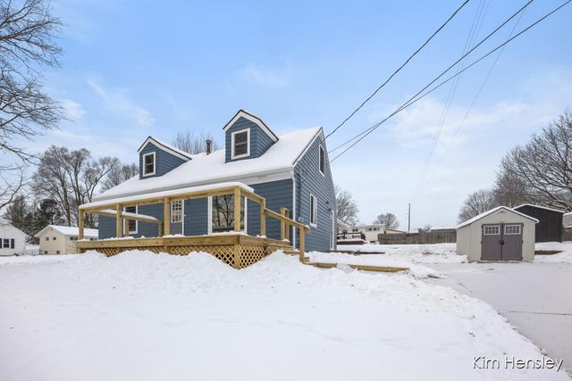 273 Summit Avenue, Rockford, MI 49341