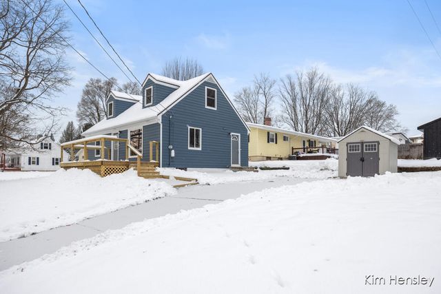 273 Summit Avenue, Rockford, MI 49341