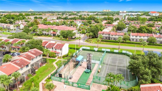 1007 Baseball And Boardwalk Court, Kissimmee, FL 34746
