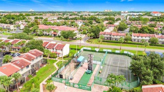 1007 Baseball And Boardwalk Court, Kissimmee, FL 34746