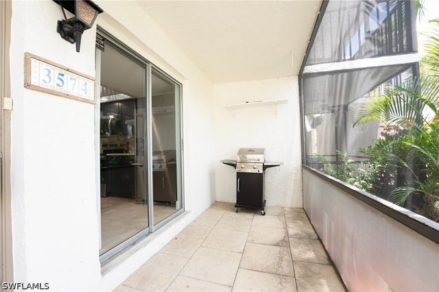 3574 Antarctic CIR 2107, Naples, FL 34112