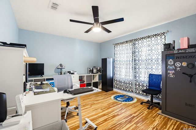 133 Hinge Iron, Cibolo, TX 78108