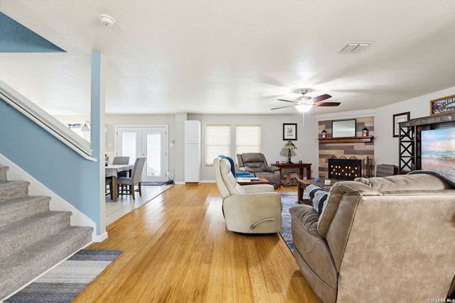 133 Hinge Iron, Cibolo, TX 78108
