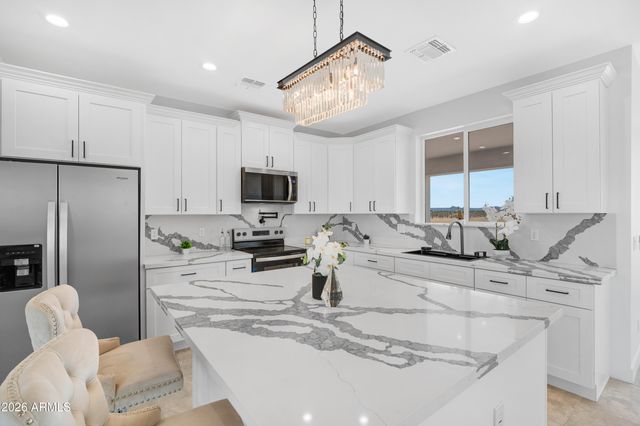 32732 W Bellview Street, Tonopah, AZ 85354