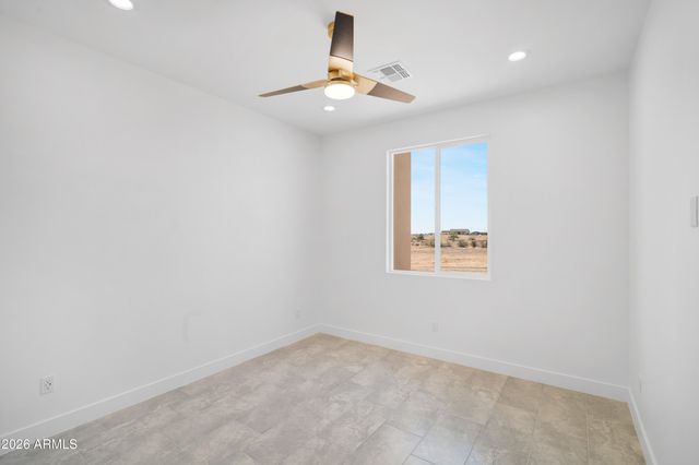 32732 W Bellview Street, Tonopah, AZ 85354