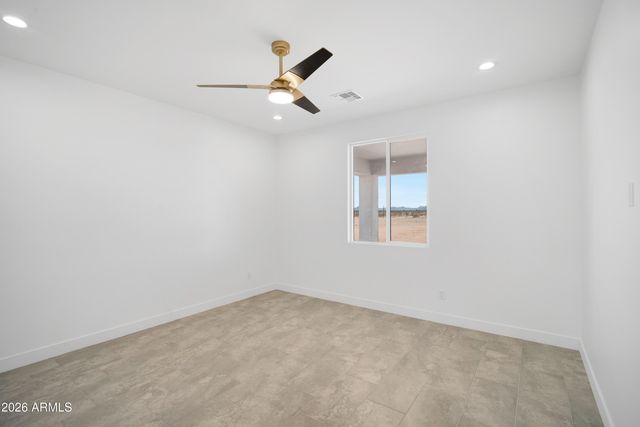 32732 W Bellview Street, Tonopah, AZ 85354