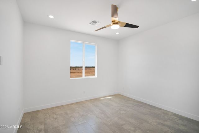 32732 W Bellview Street, Tonopah, AZ 85354