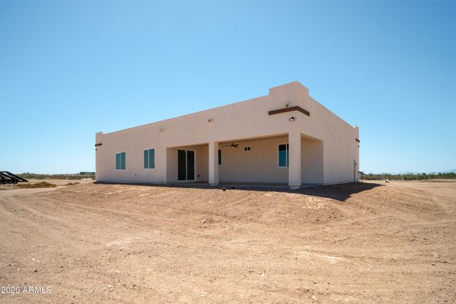 32732 W Bellview Street, Tonopah, AZ 85354