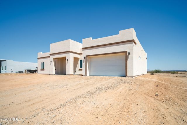 32732 W Bellview Street, Tonopah, AZ 85354