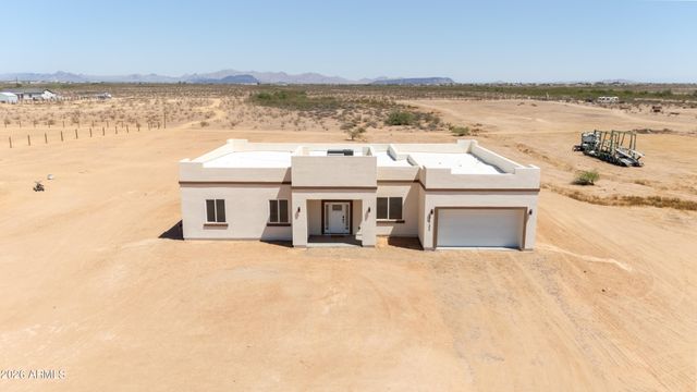 32732 W Bellview Street, Tonopah, AZ 85354