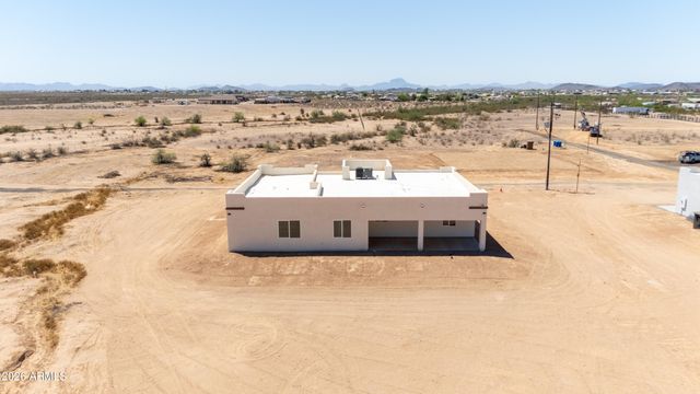 32732 W Bellview Street, Tonopah, AZ 85354