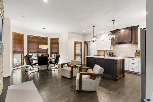 3820 Petersburg Court, Lincoln, NE 68516