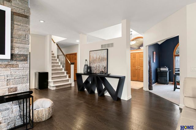 3820 Petersburg Court, Lincoln, NE 68516