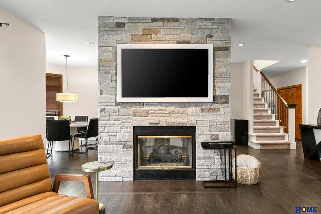 3820 Petersburg Court, Lincoln, NE 68516