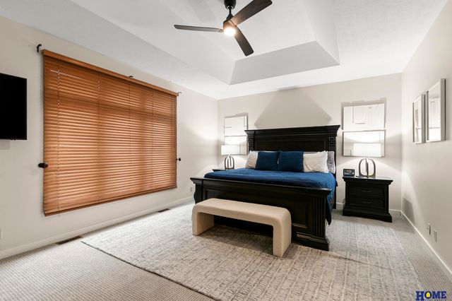 3820 Petersburg Court, Lincoln, NE 68516