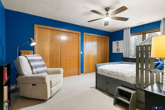 3820 Petersburg Court, Lincoln, NE 68516