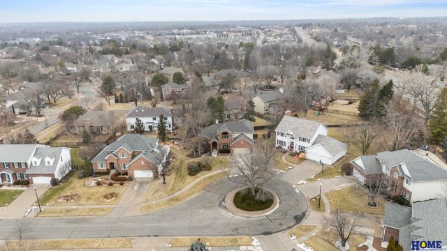 3820 Petersburg Court, Lincoln, NE 68516