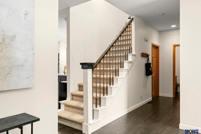 3820 Petersburg Court, Lincoln, NE 68516