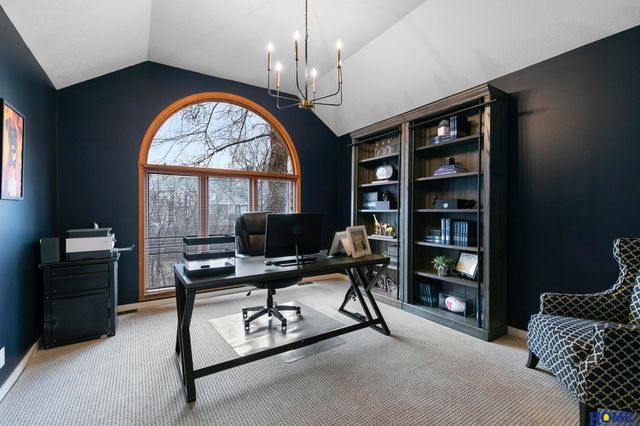 3820 Petersburg Court, Lincoln, NE 68516