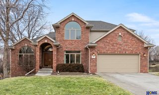 3820 Petersburg Court, Lincoln, NE 68516