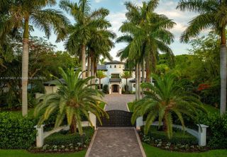 6080 SW 104th St, Pinecrest, FL 33156