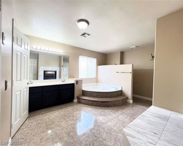 8248 Aqua Spray Avenue, Las Vegas, NV 89128