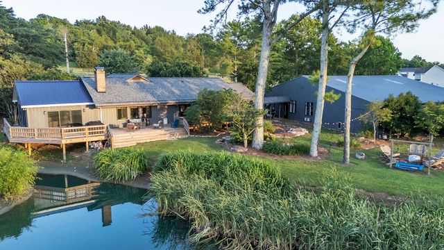 6923 Cross Keys Rd, College Grove, TN 37046