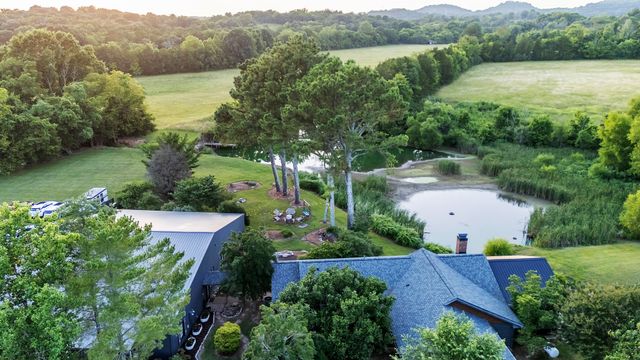 6923 Cross Keys Rd, College Grove, TN 37046