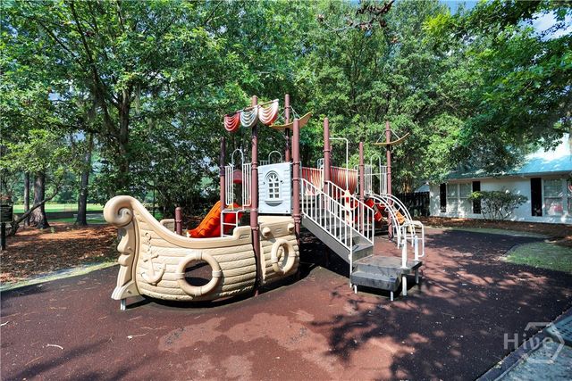 299 Shadow Moss Circle, Richmond Hill, GA 31324
