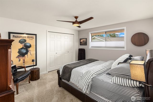 306 Seneca Place NW, Renton, WA 98057