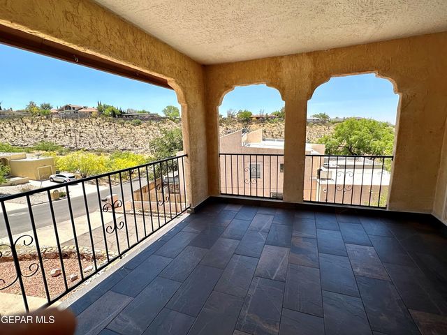 407 IRONDALE Drive A, El Paso, TX 79912
