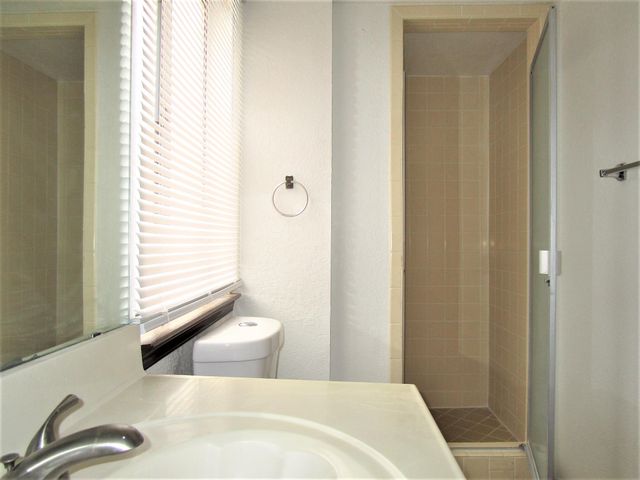 407 IRONDALE Drive A, El Paso, TX 79912