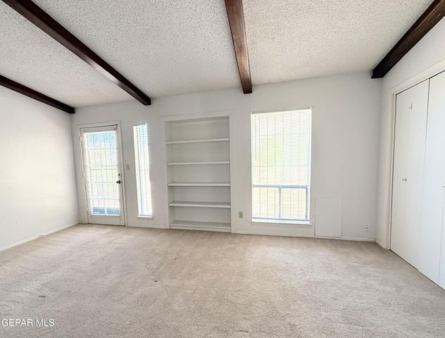 407 IRONDALE Drive A, El Paso, TX 79912