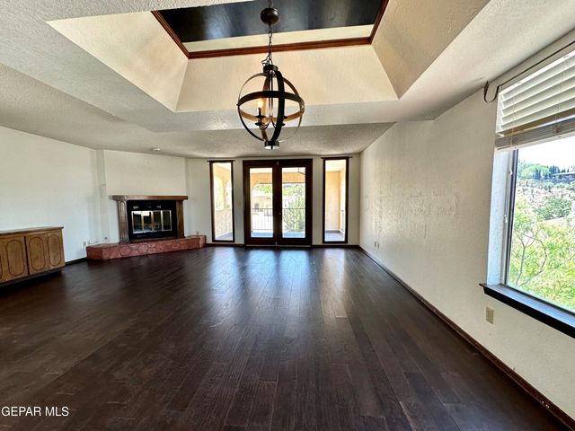 407 IRONDALE Drive A, El Paso, TX 79912