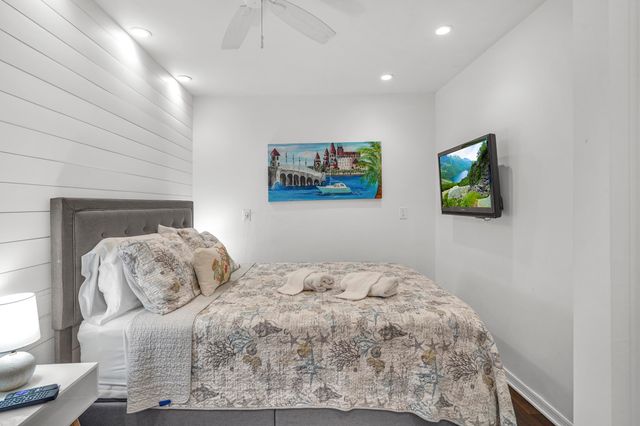 1704 Sea Fair Dr, St Augustine, FL 32080