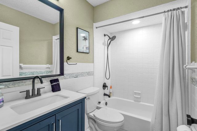 1704 Sea Fair Dr, St Augustine, FL 32080