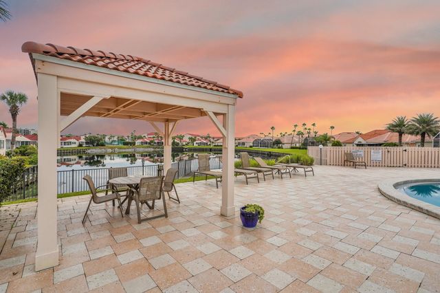 1704 Sea Fair Dr, St Augustine, FL 32080