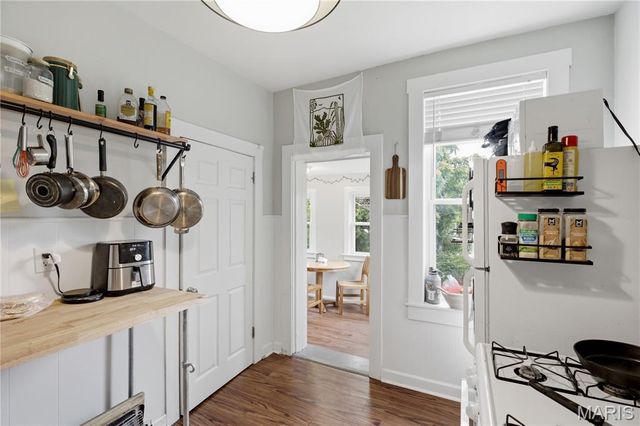 6225 Victoria Avenue, St Louis, MO 63139