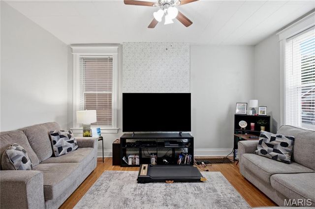 6225 Victoria Avenue, St Louis, MO 63139