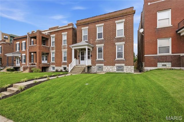 6225 Victoria Avenue, St Louis, MO 63139