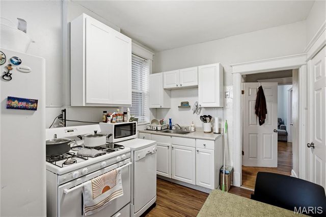 6225 Victoria Avenue, St Louis, MO 63139