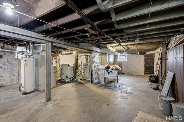 6225 Victoria Avenue, St Louis, MO 63139
